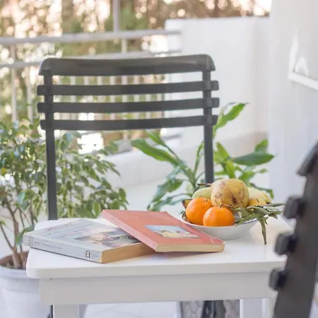 ベッド・アンド・ブレックファスト Nell'isola カルロフォルテ