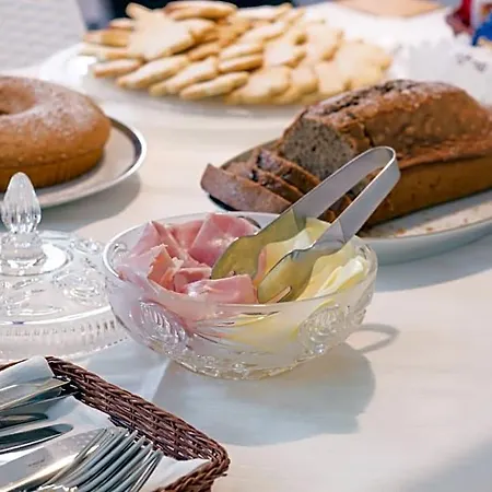 Nell'isola Bed & Breakfast 4*