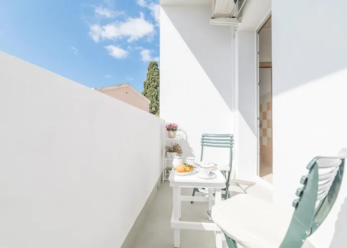 Nell'isola 3* Carloforte (Isola di San Pietro)